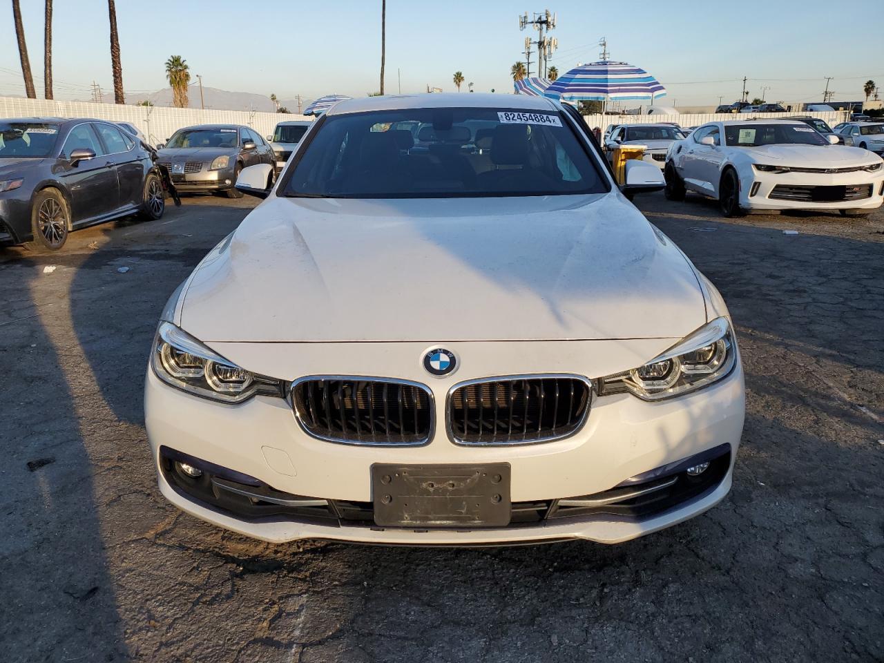 VIN WBA8B9G56JNU57982 2018 BMW 3 SERIES no.5