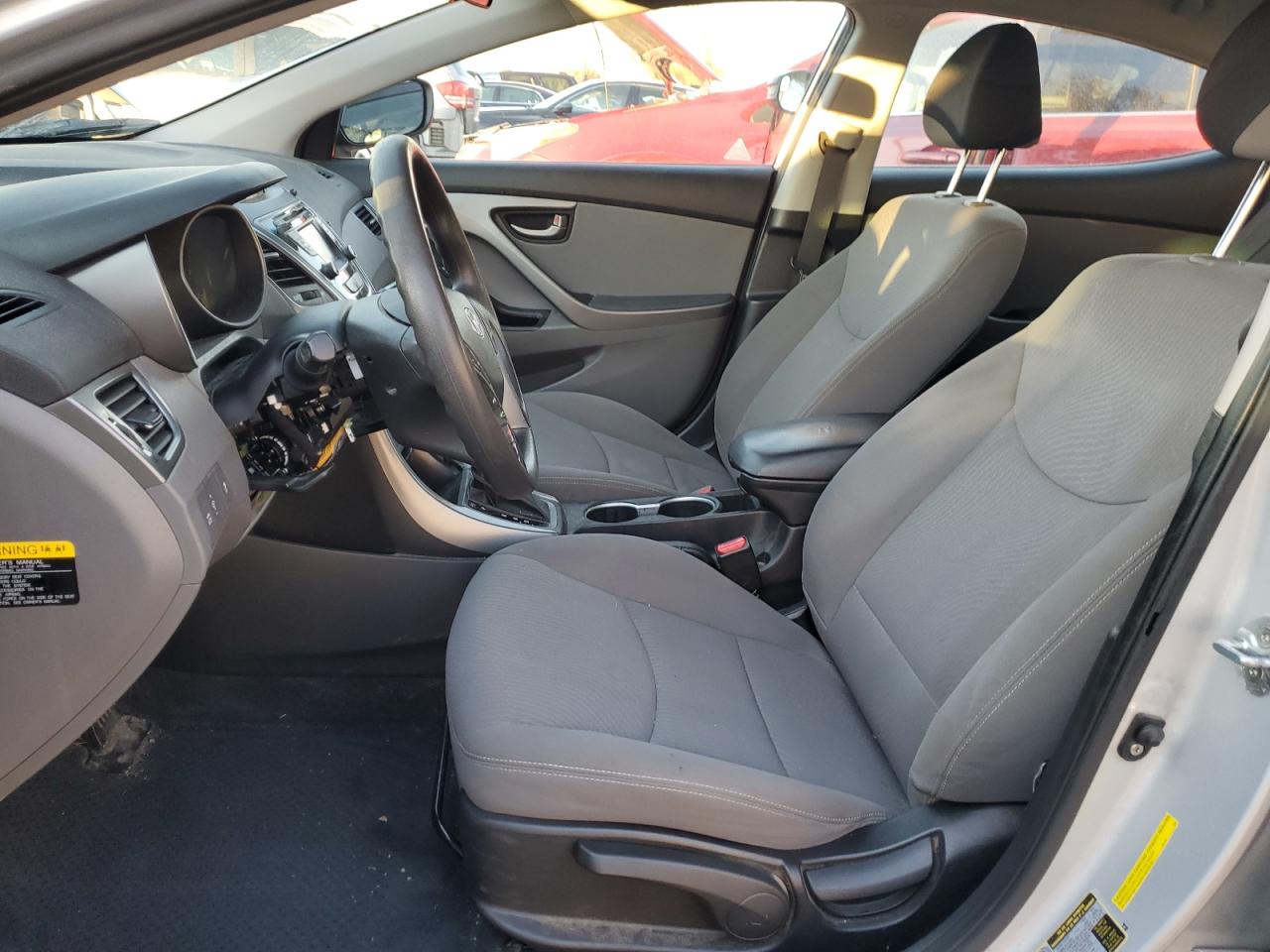 2016 Hyundai Elantra - Image 7