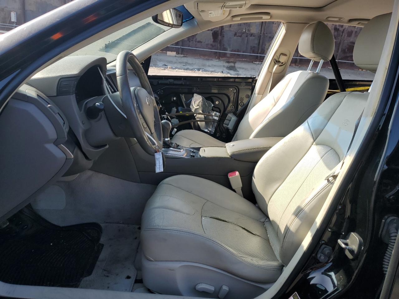 2012 Infiniti G - Image 7