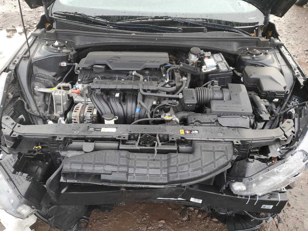 2021 Hyundai Elantra - Image 12