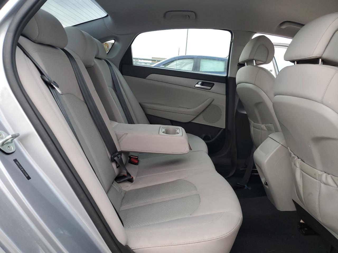 2015 Hyundai Sonata - Image 10