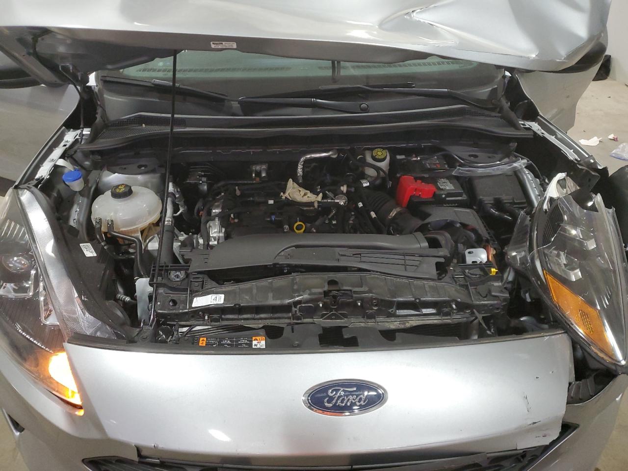 2022 Ford Escape - Image 12