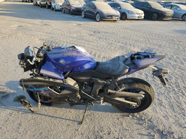 2024 YAMAHA YZFR7   