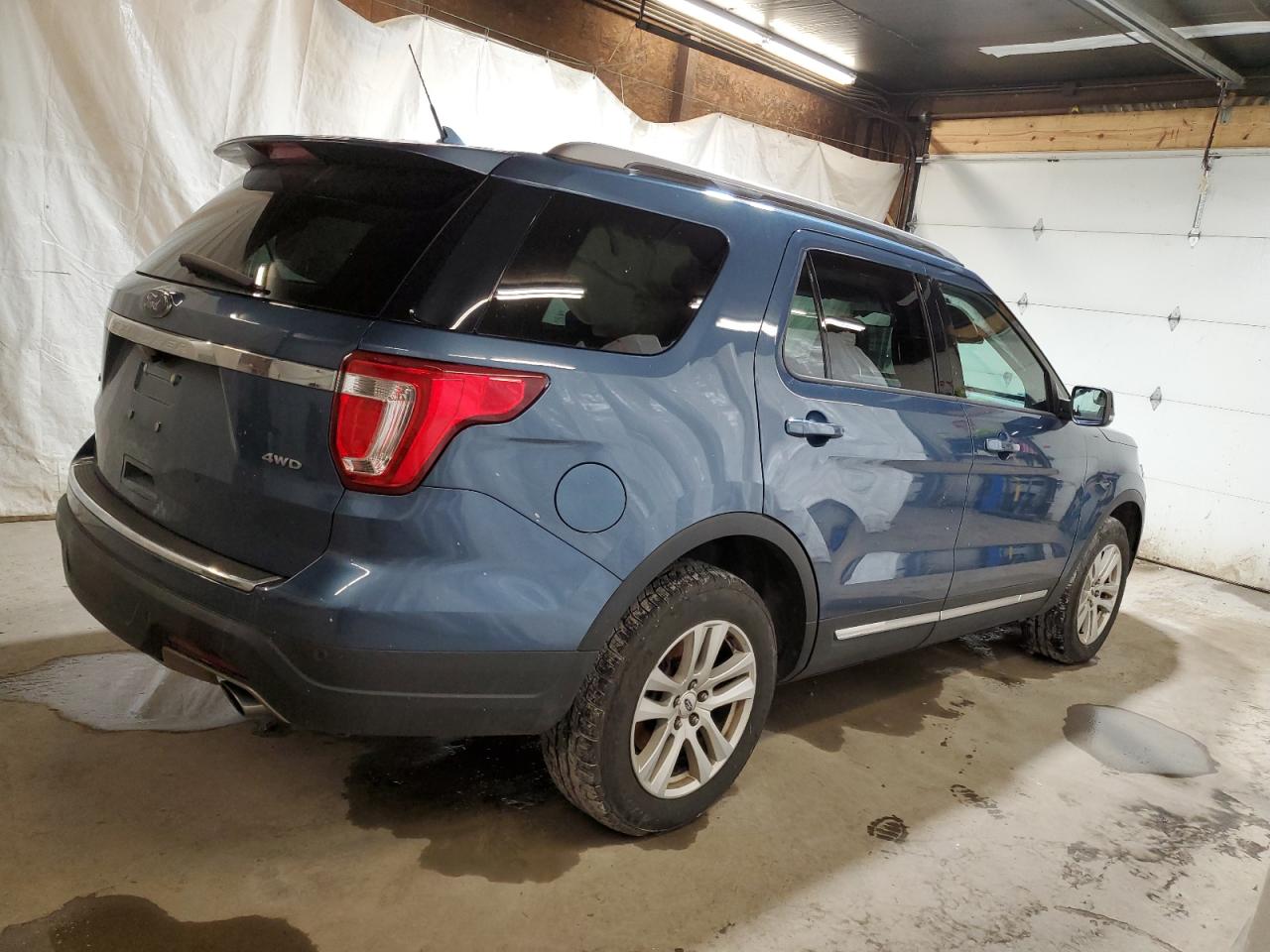 VIN 1FM5K8D84JGB28597 2018 FORD EXPLORER no.3