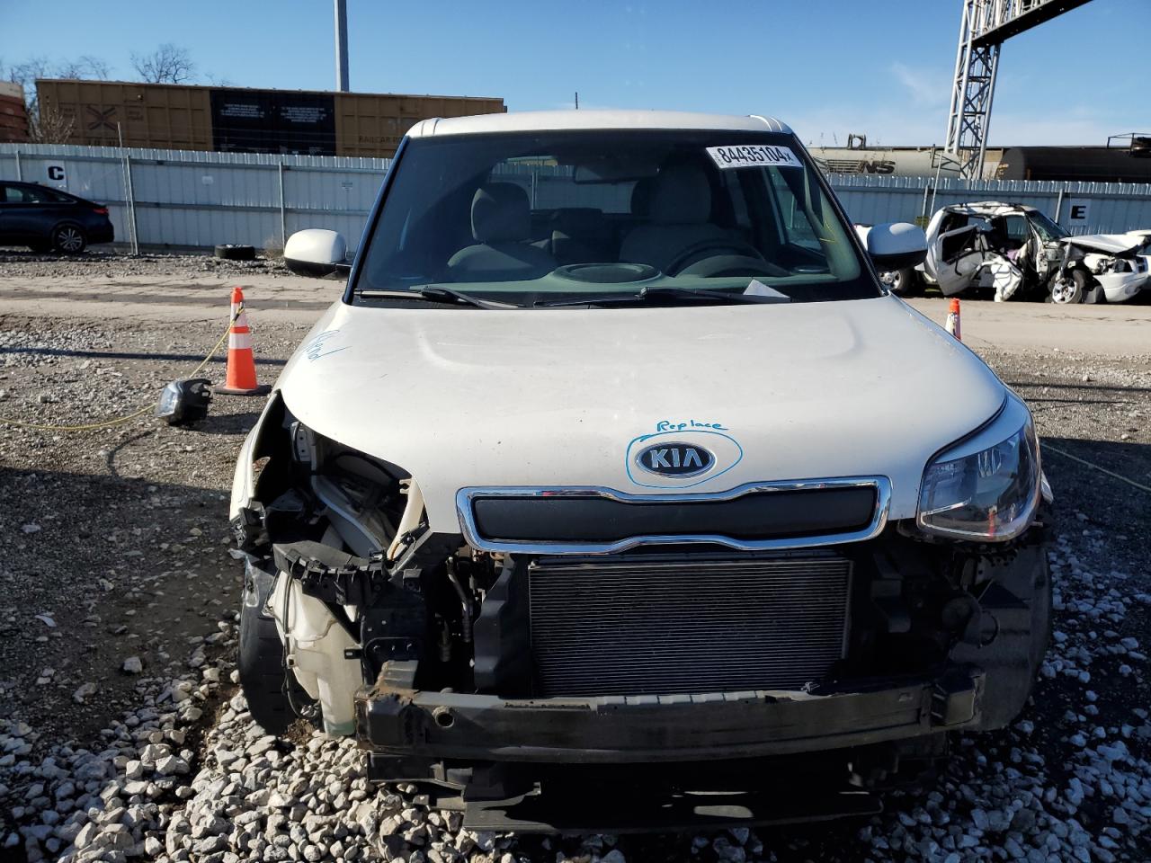 VIN KNDJN2A22G7351141 2016 KIA SOUL no.5