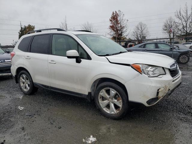  SUBARU FORESTER 2014 Белы