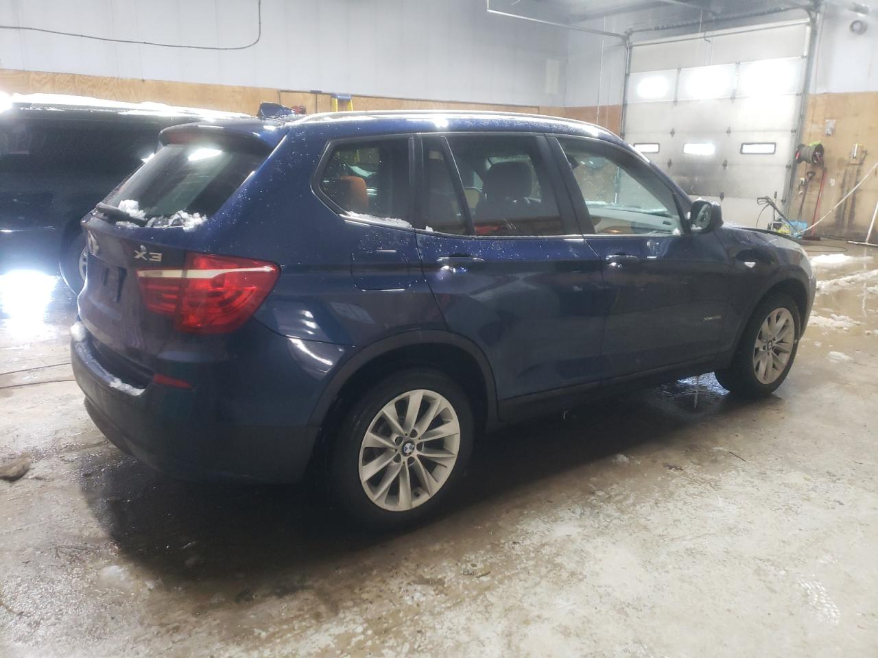 VIN 5UXWX9C53E0D38535 2014 BMW X3 no.3