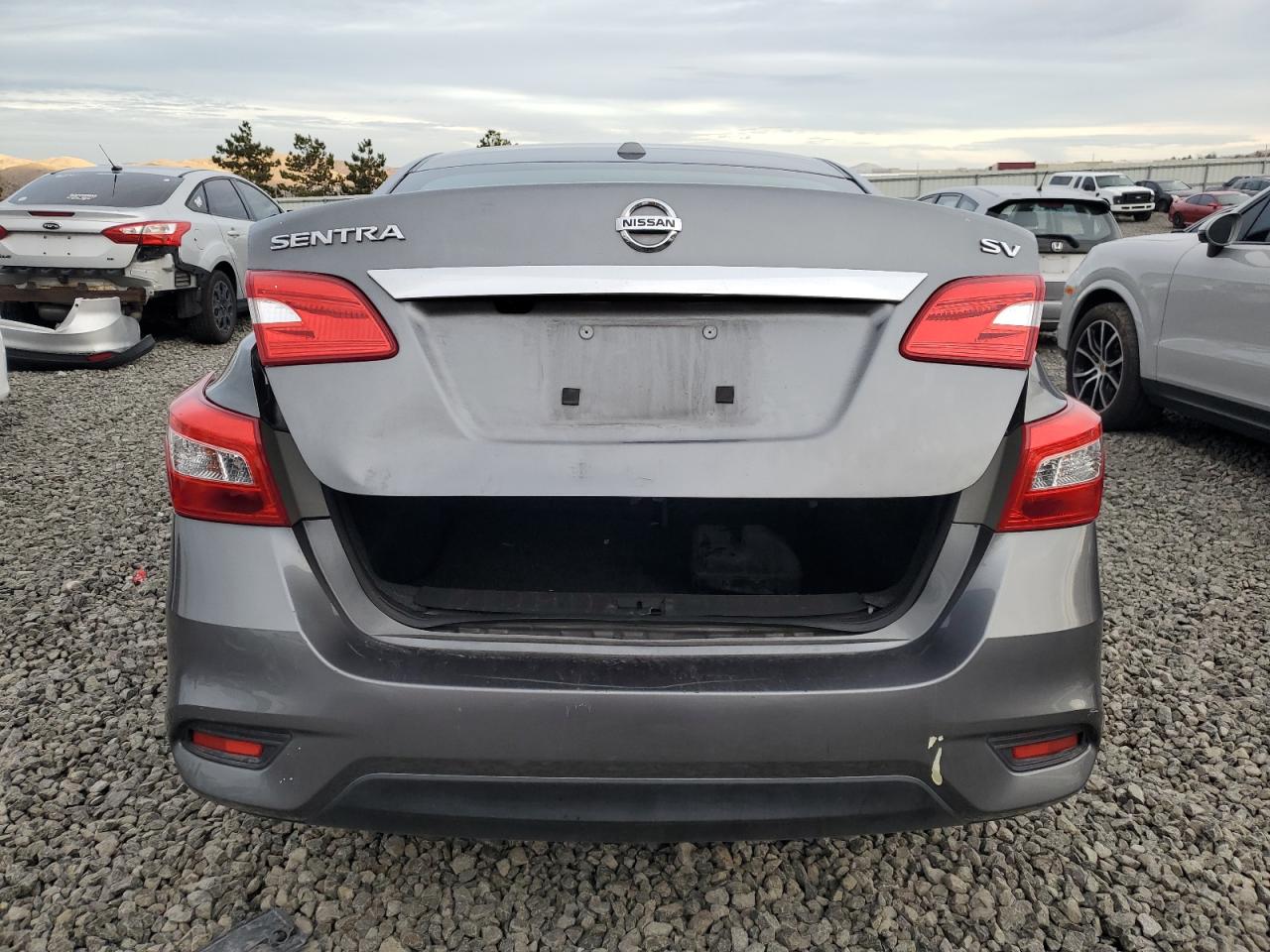 3N1AB7AP5JY270368 NISSAN SENTRA 2018