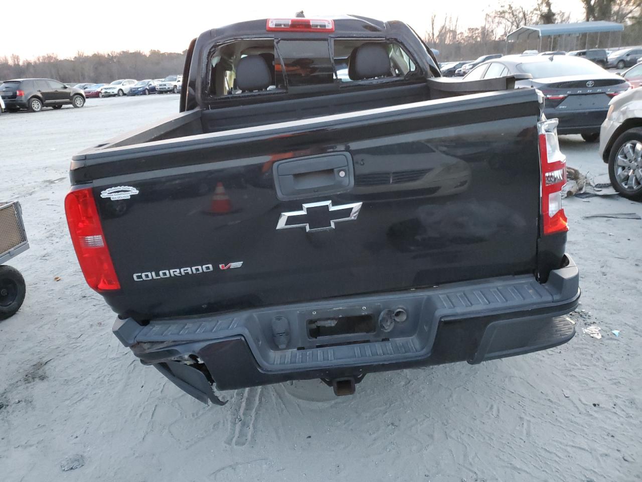2018 Chevrolet Colorado - Image 6
