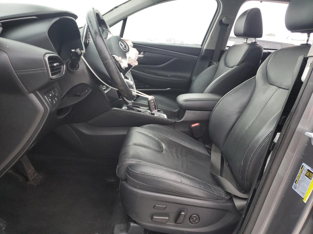 2019 Hyundai Santa Fe - Image 7