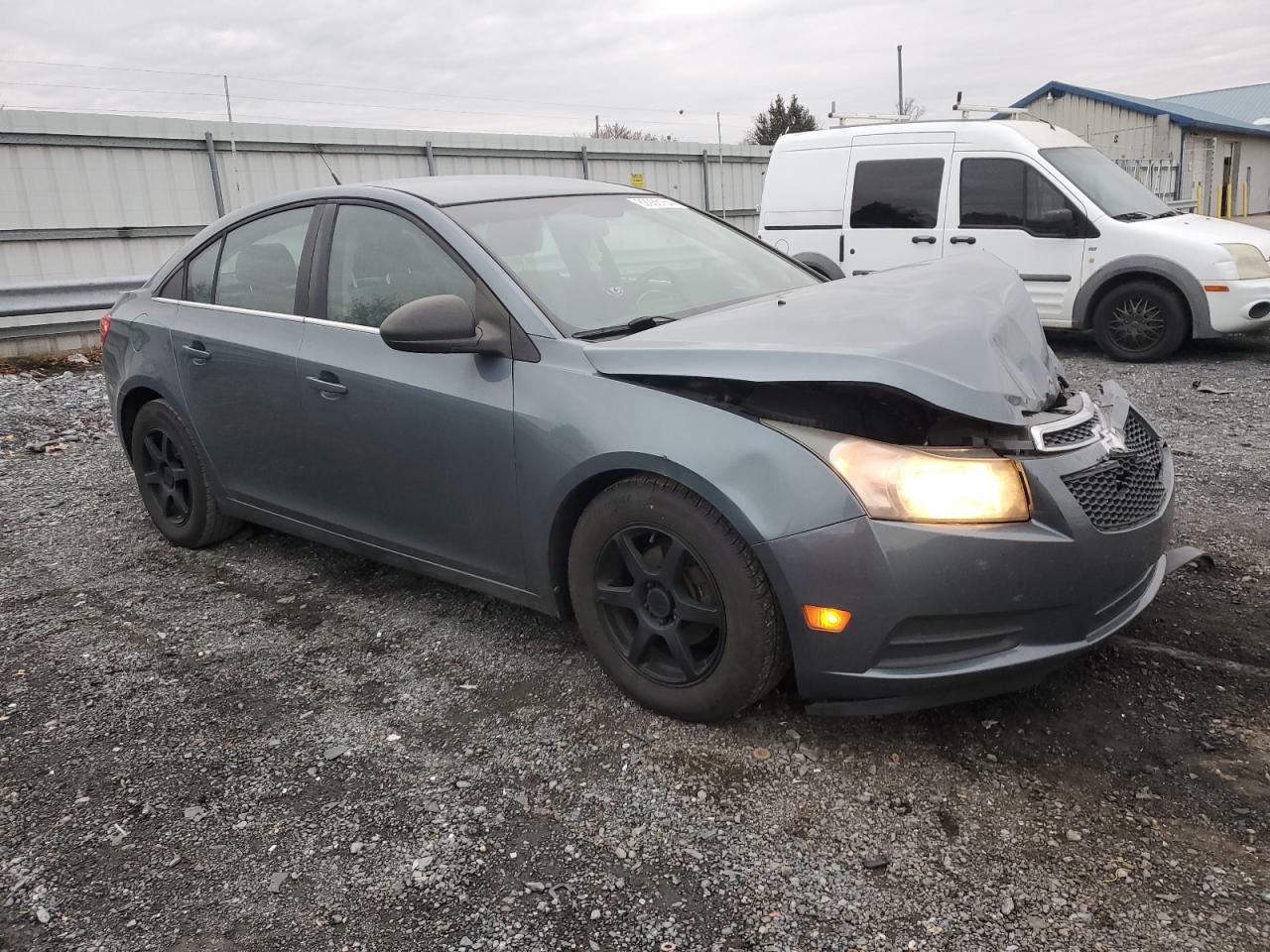 2012 Chevrolet Cruze - Image 4