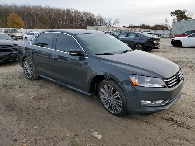  VOLKSWAGEN PASSAT 2014 Сірий