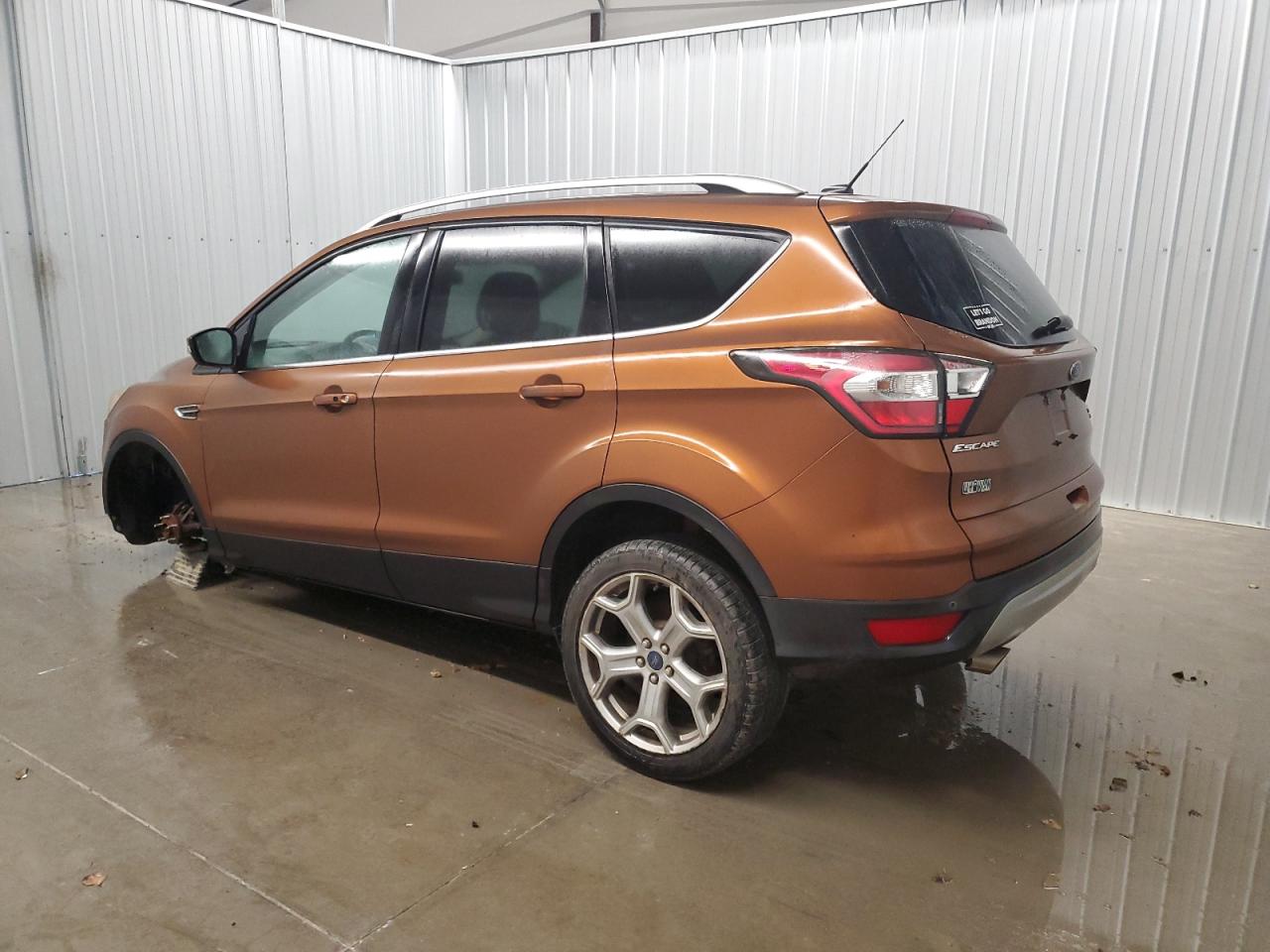 VIN 1FMCU0JD1HUA18543 2017 FORD ESCAPE no.2