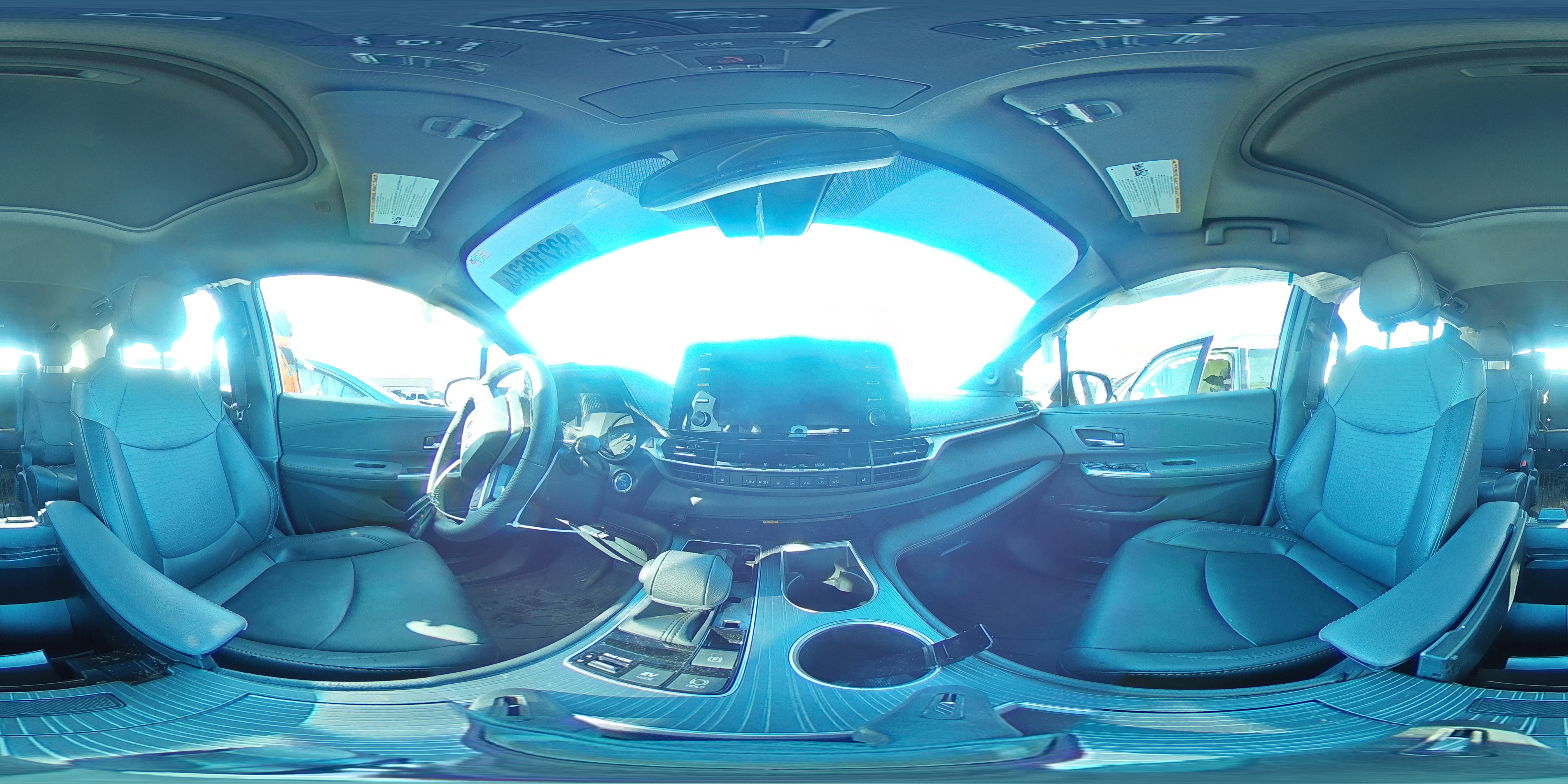 2022 Toyota Sienna - Image 13