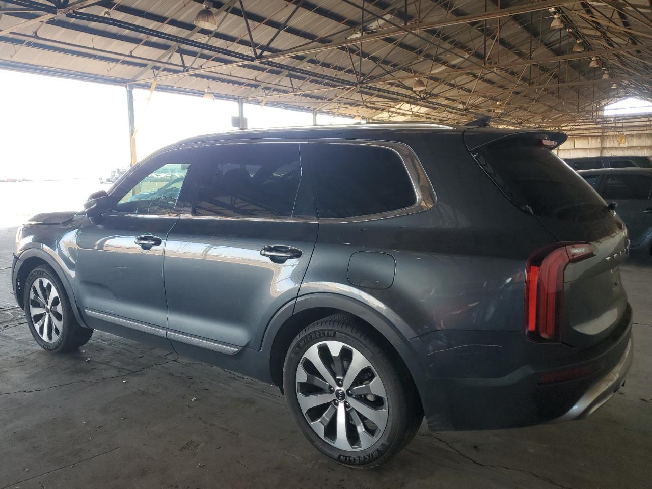 2020 Kia Telluride - Image 2