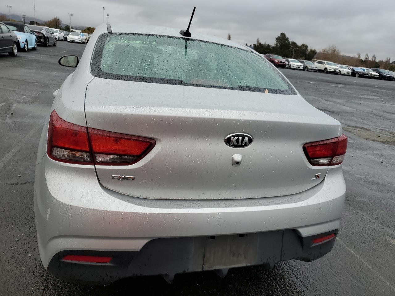 VIN 3KPA24AD4LE343977 2020 KIA RIO no.6