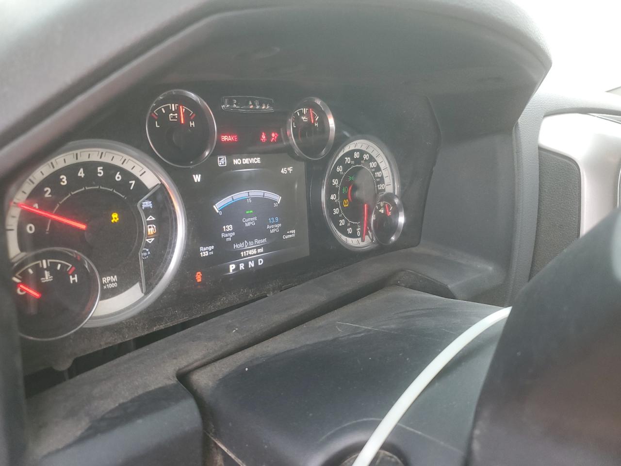 2016 RAM 1500 - Image 9