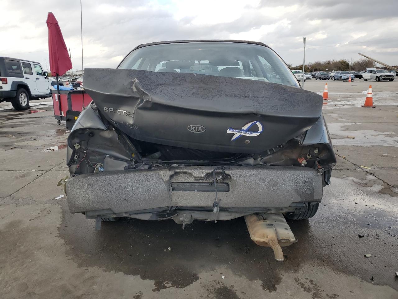 2003 Kia Spectra Base VIN: KNAFB121835264507 Lot: 63814705