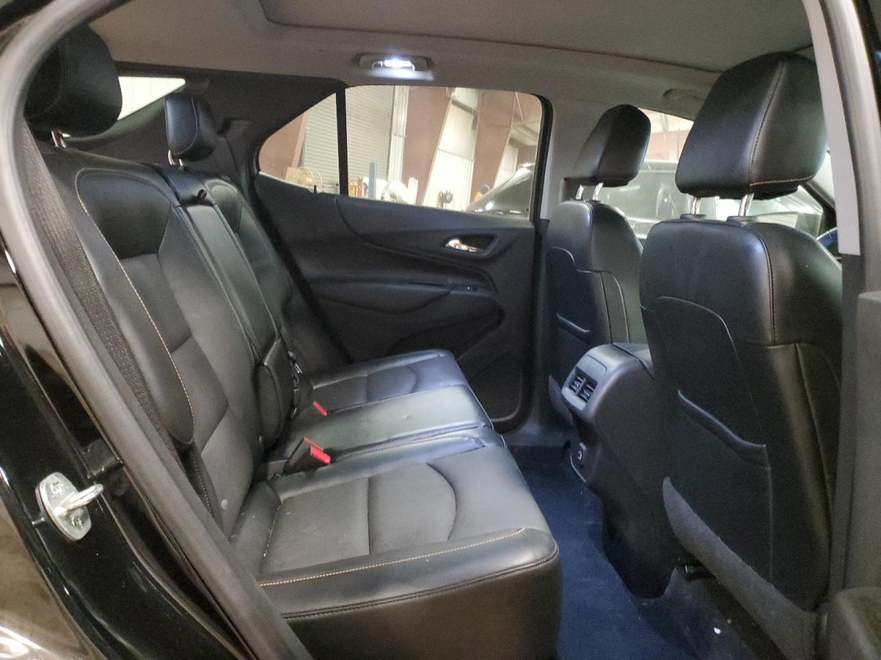 2020 Chevrolet Equinox - Image 11