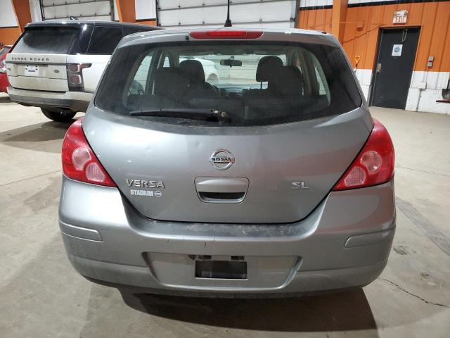 Хэтчбеки NISSAN VERSA 2012 Серый