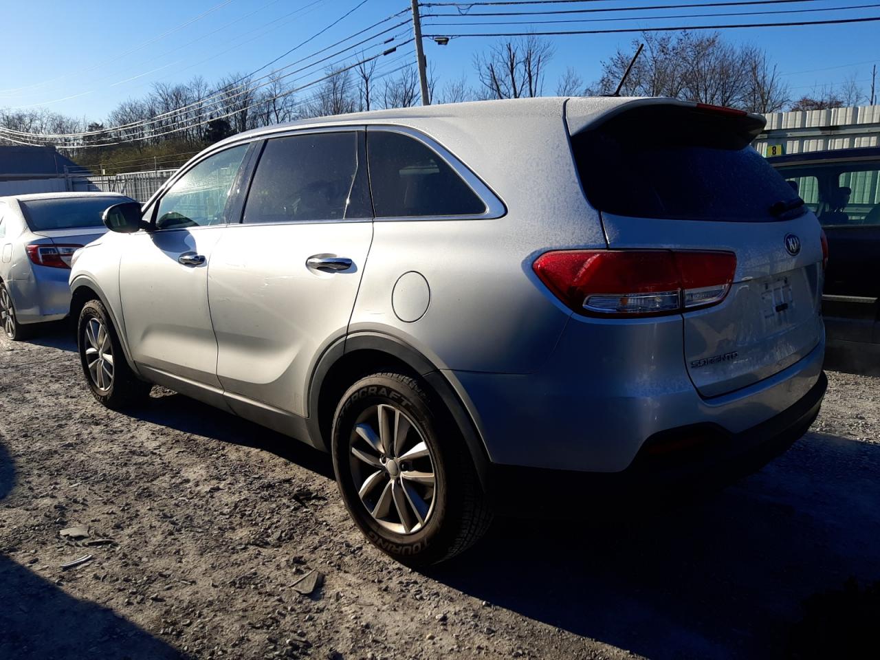 2016 Kia Sorento - Image 2