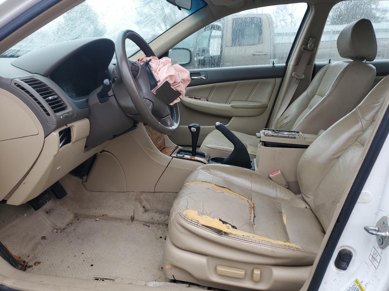 2004 Honda Accord Ex VIN: 1HGCM56824A034664 Lot: 50686685