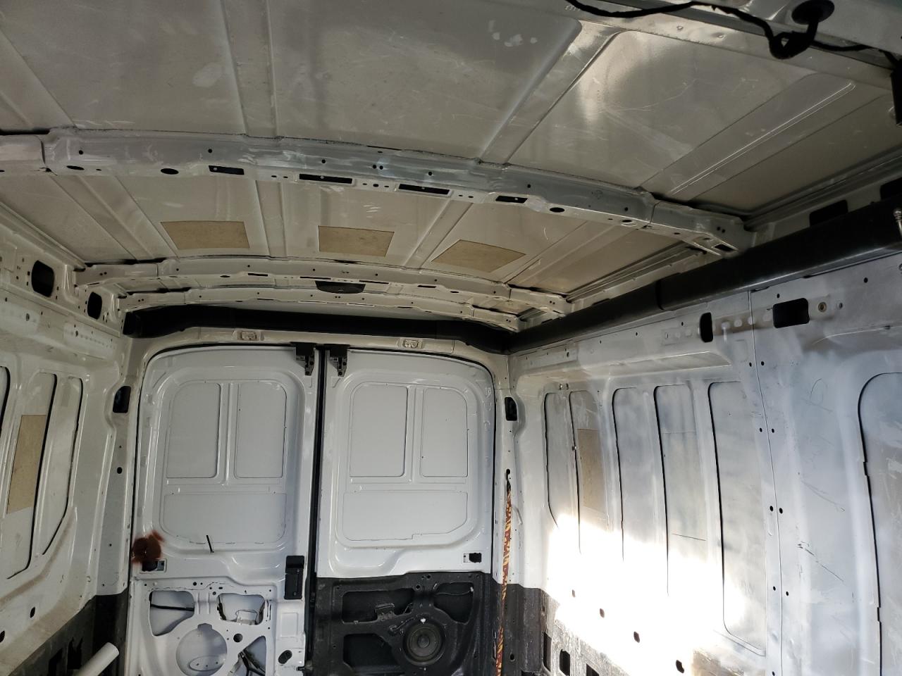 2017 Ford Transit - Image 10