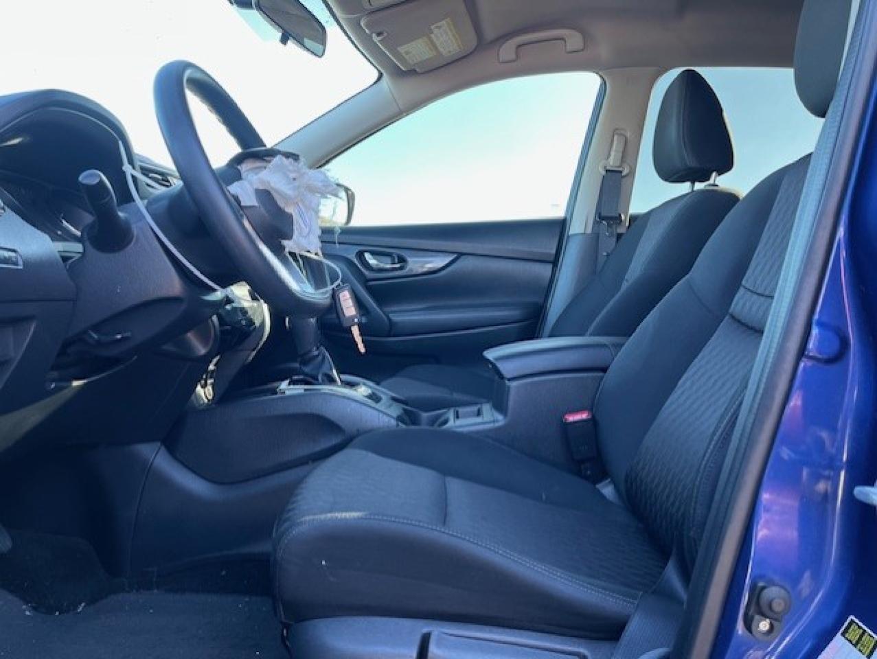 2017 Nissan Rogue - Image 7
