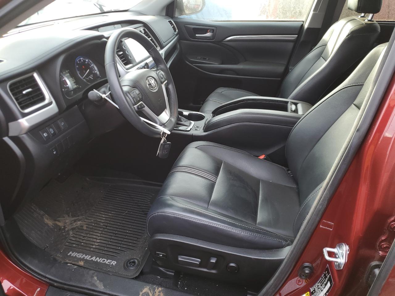 2017 Toyota Highlander - Image 7