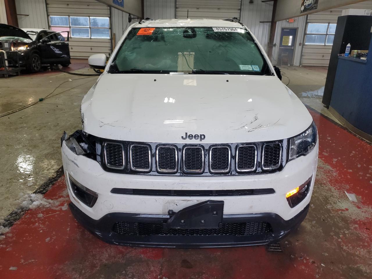 VIN 3C4NJDBB5KT601757 2019 JEEP COMPASS no.5