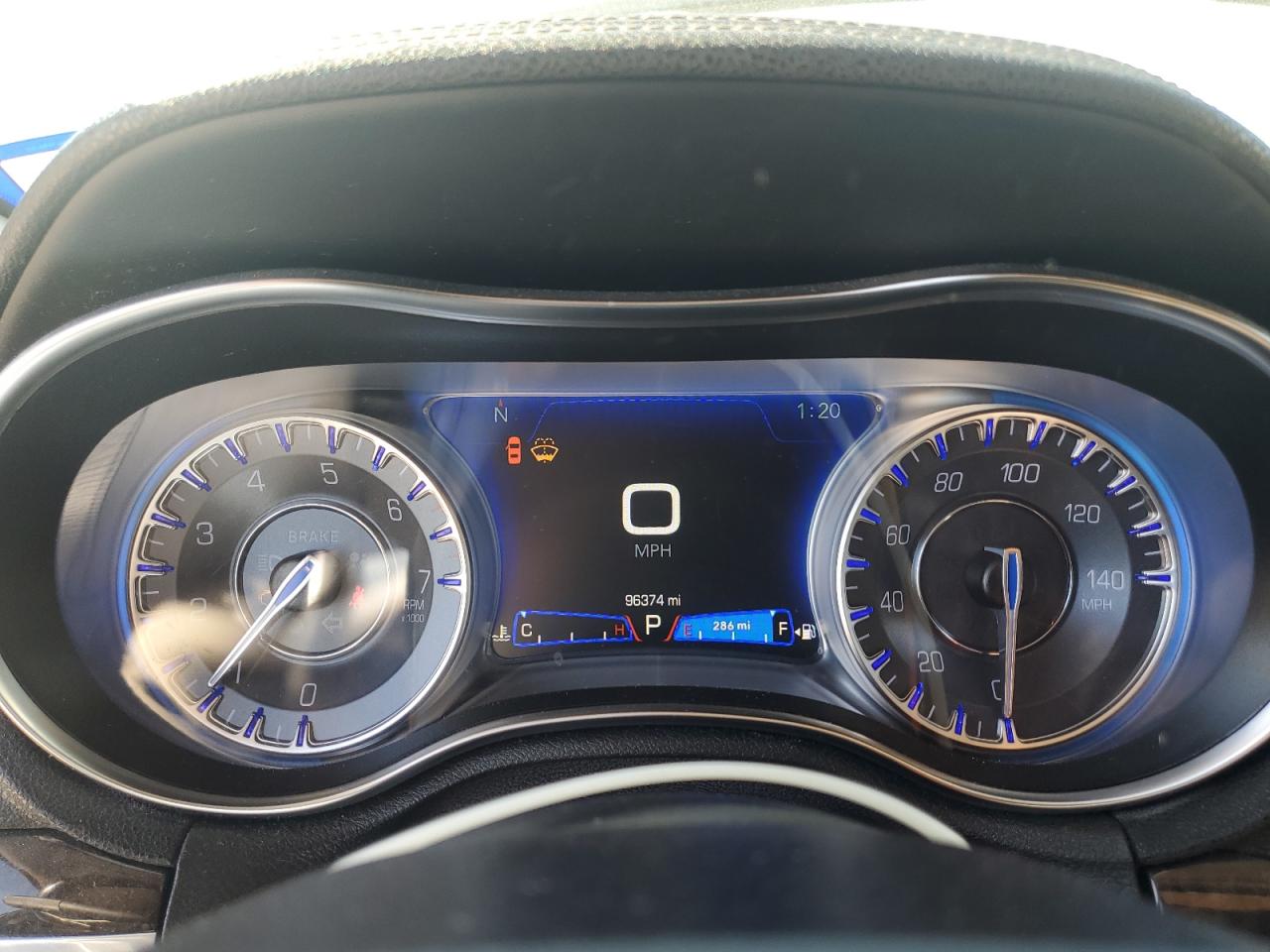 2019 Chrysler 300 - Image 9