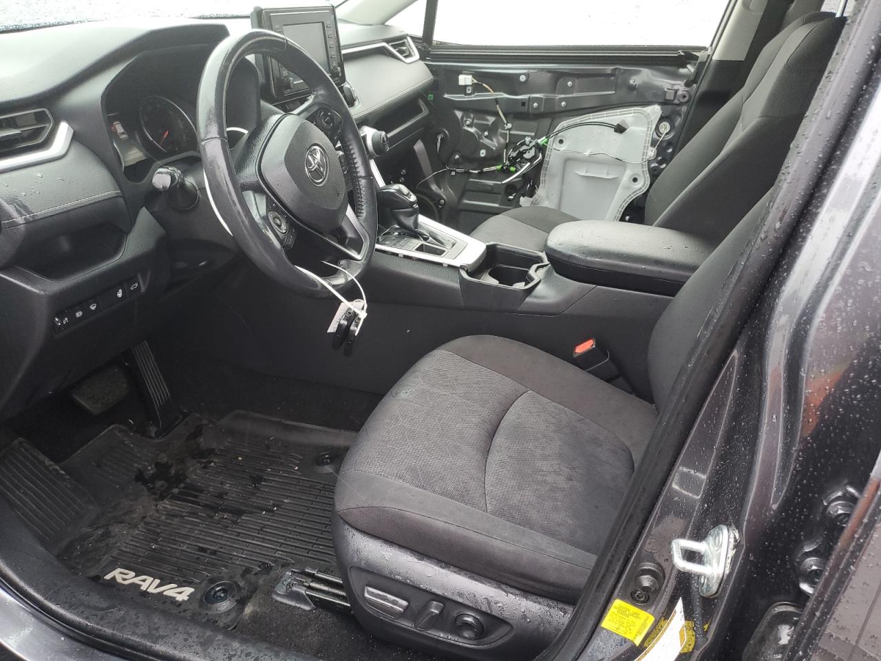 2019 Toyota RAV 4 - Image 7