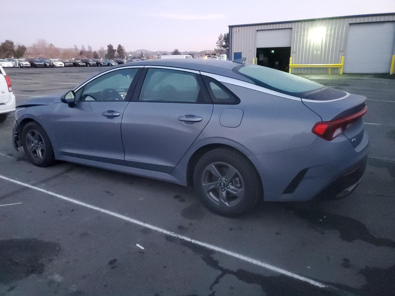 2021 Kia K5 - Image 2