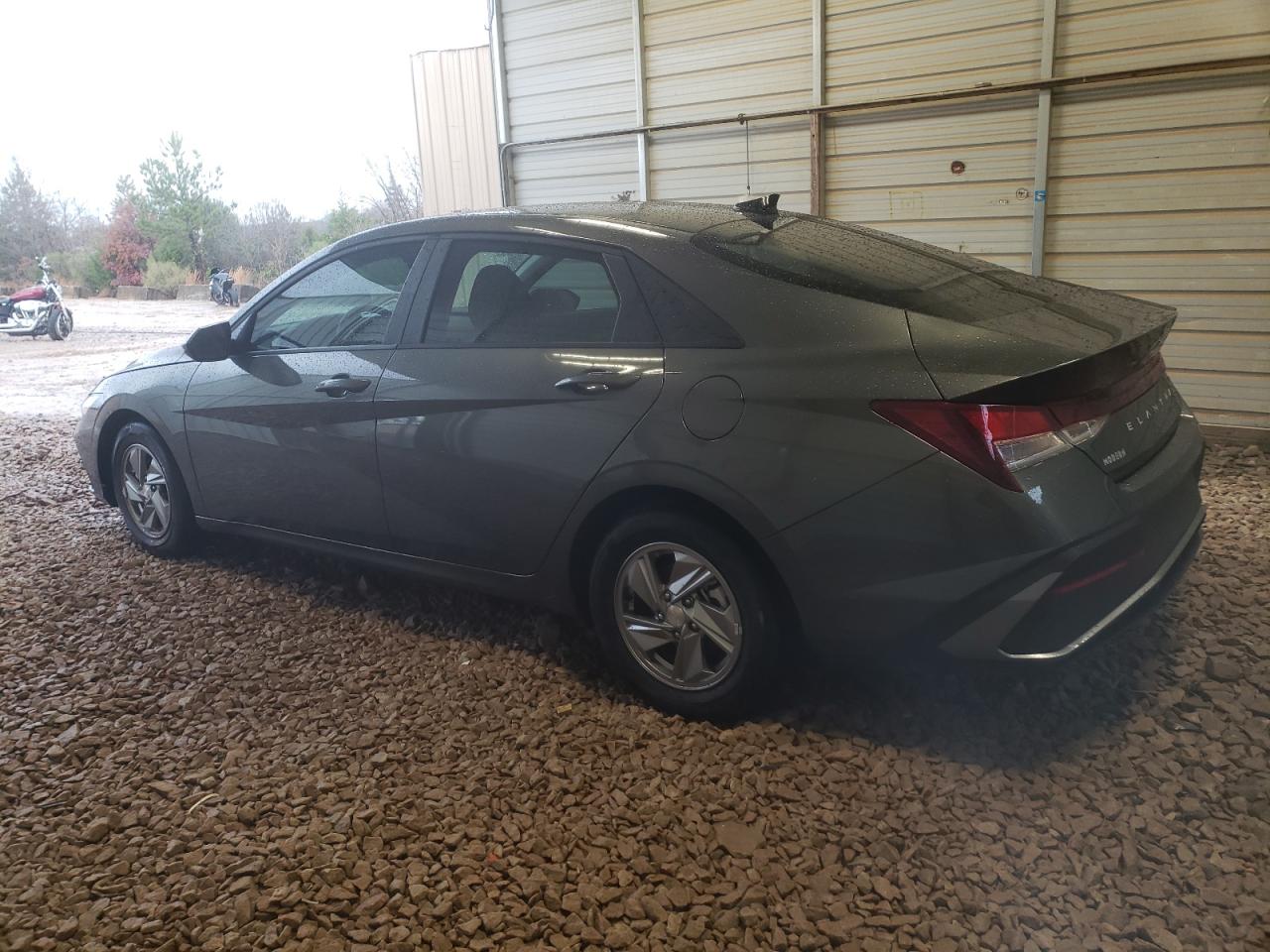 2024 Hyundai Elantra - Image 2