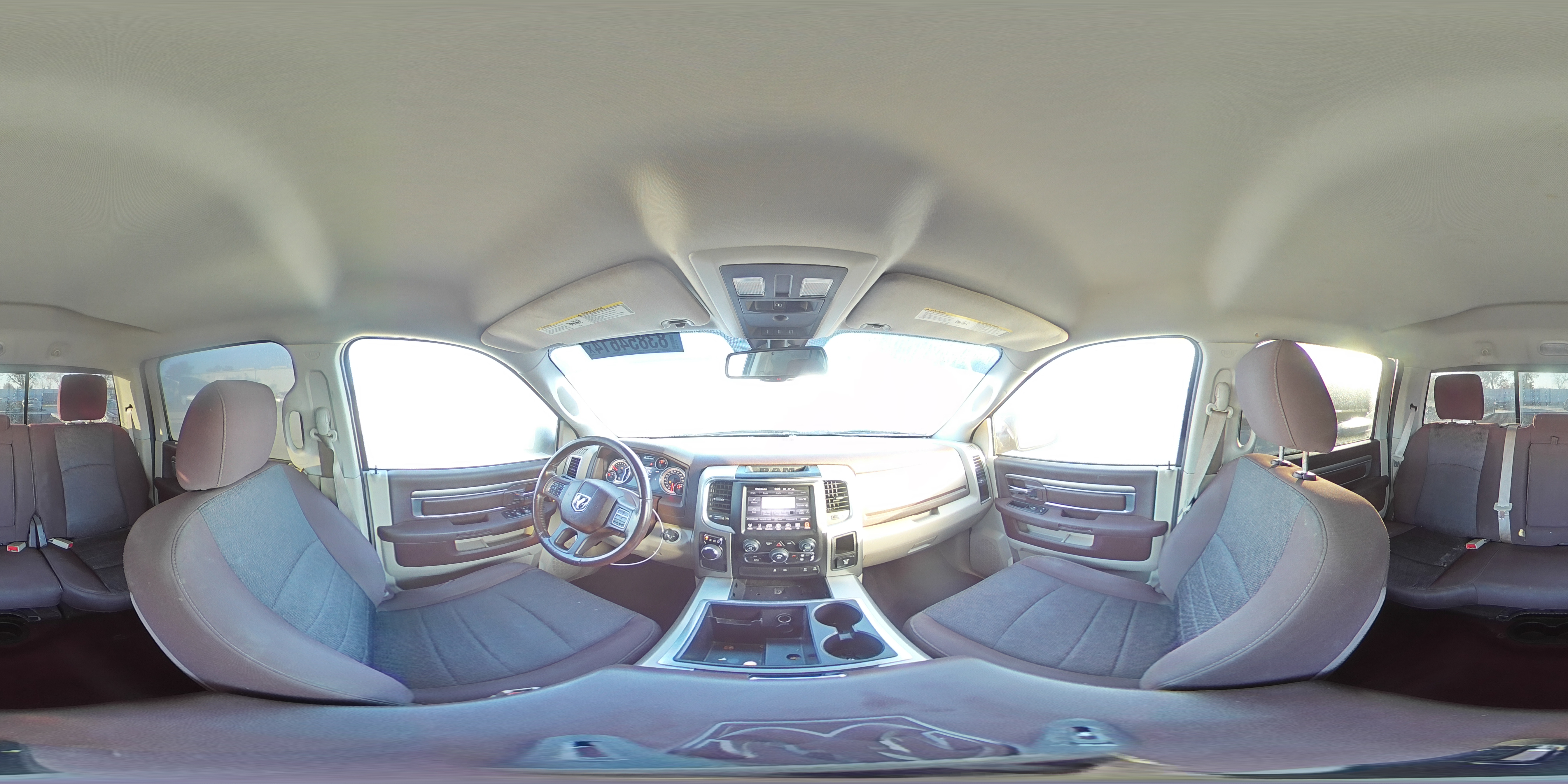 2014 RAM 1500 - Image 13