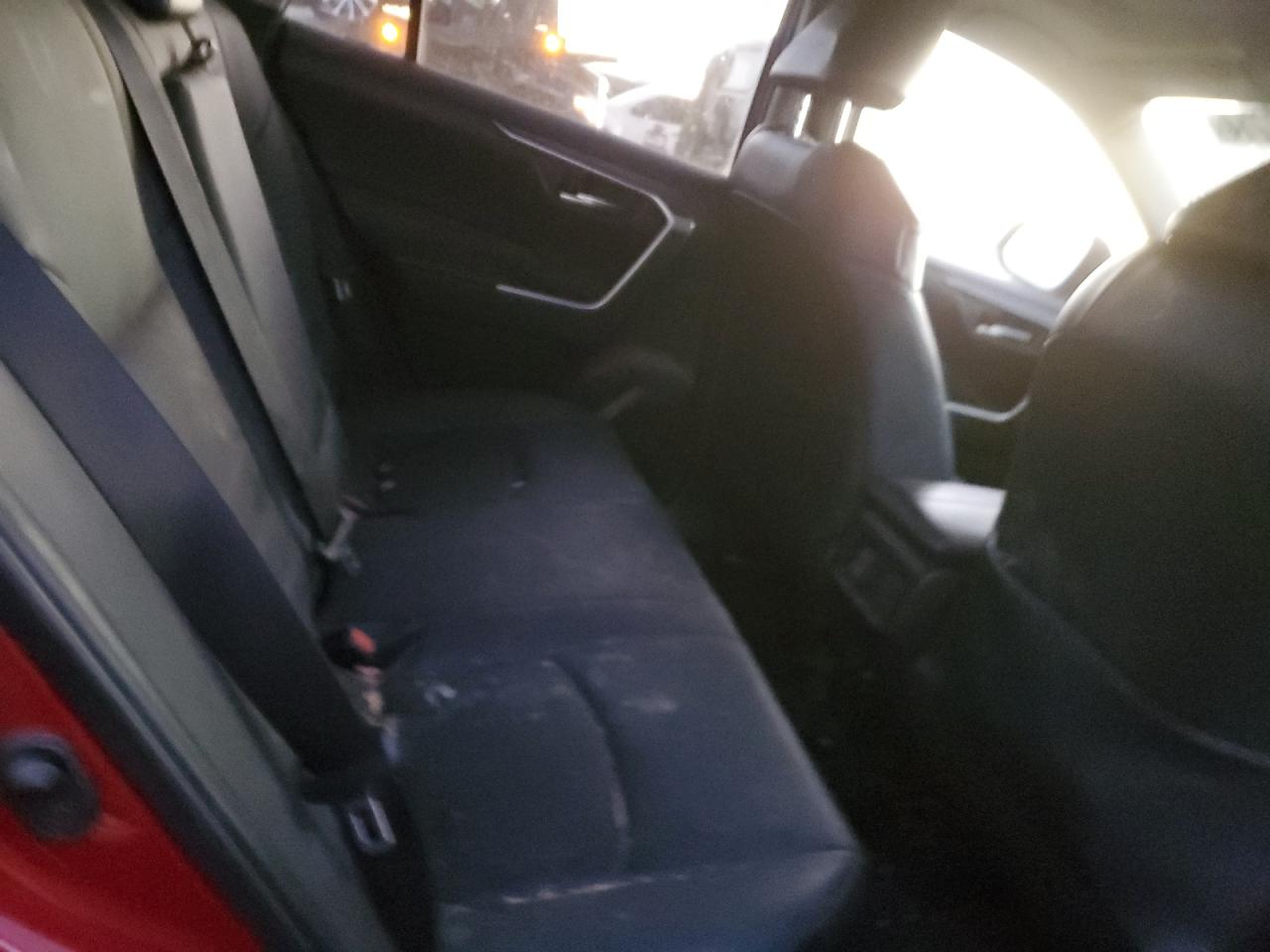 2021 Toyota RAV 4 - Image 11