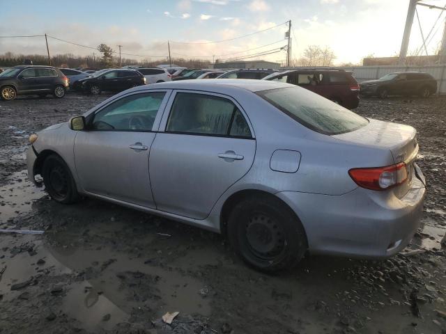  TOYOTA COROLLA 2013 Silver