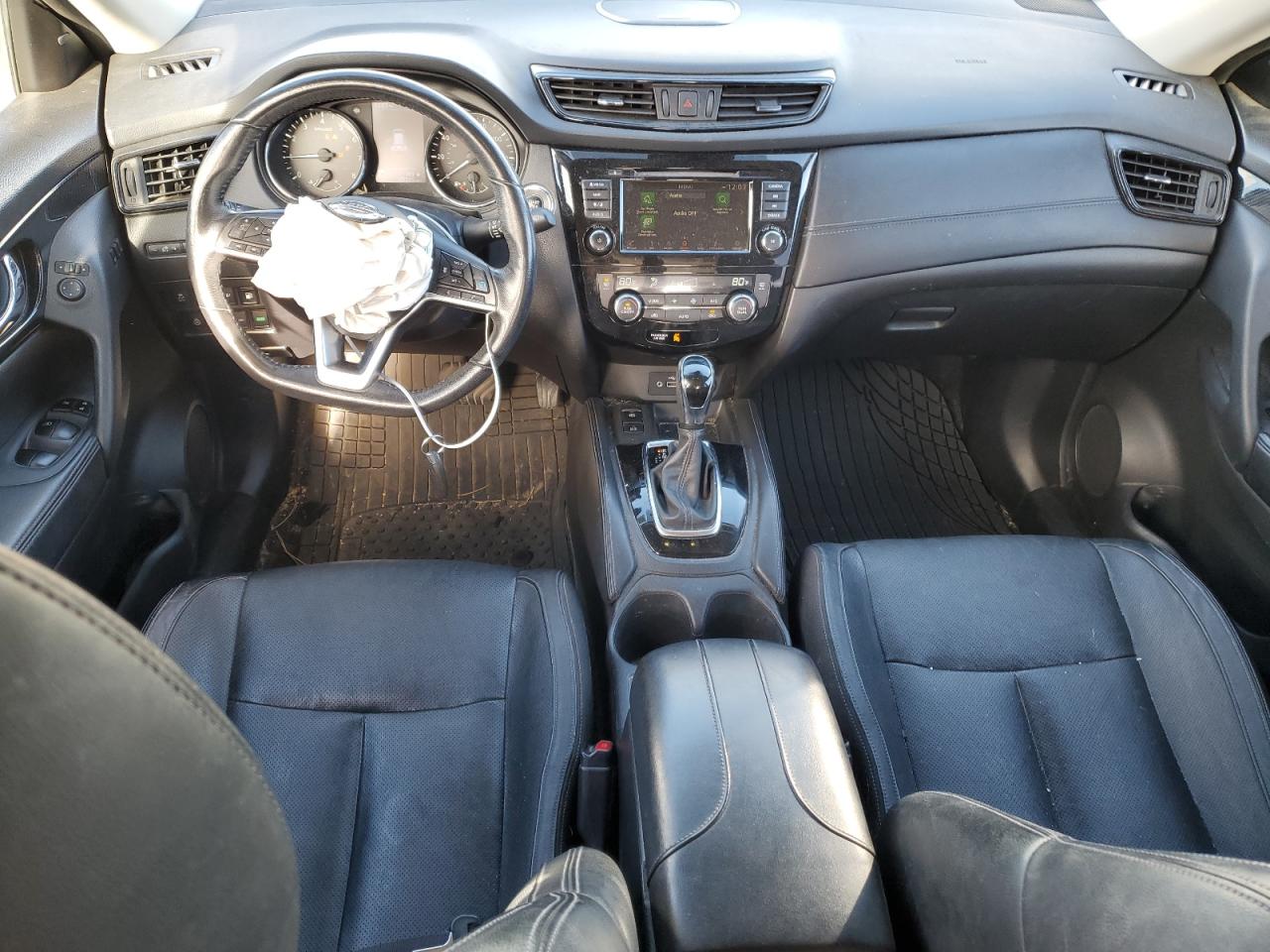 2018 Nissan Rogue - Image 8