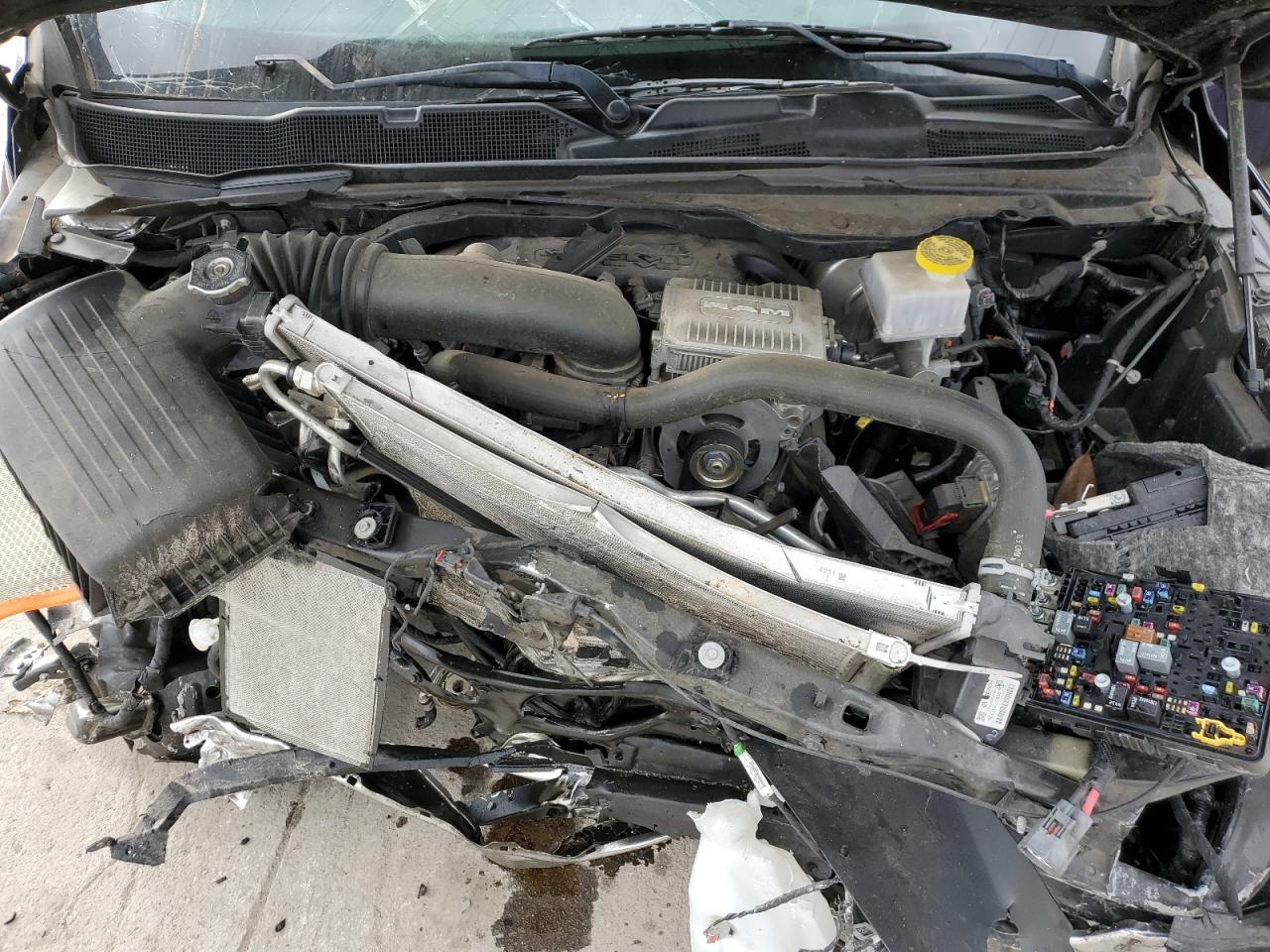 2020 RAM 1500 - Image 11