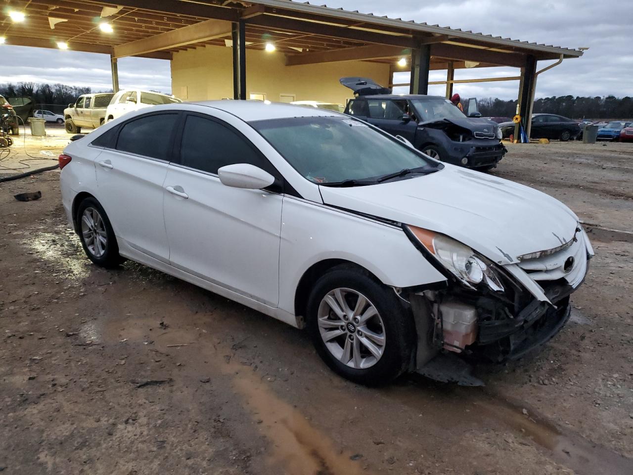 2012 Hyundai Sonata - Image 4