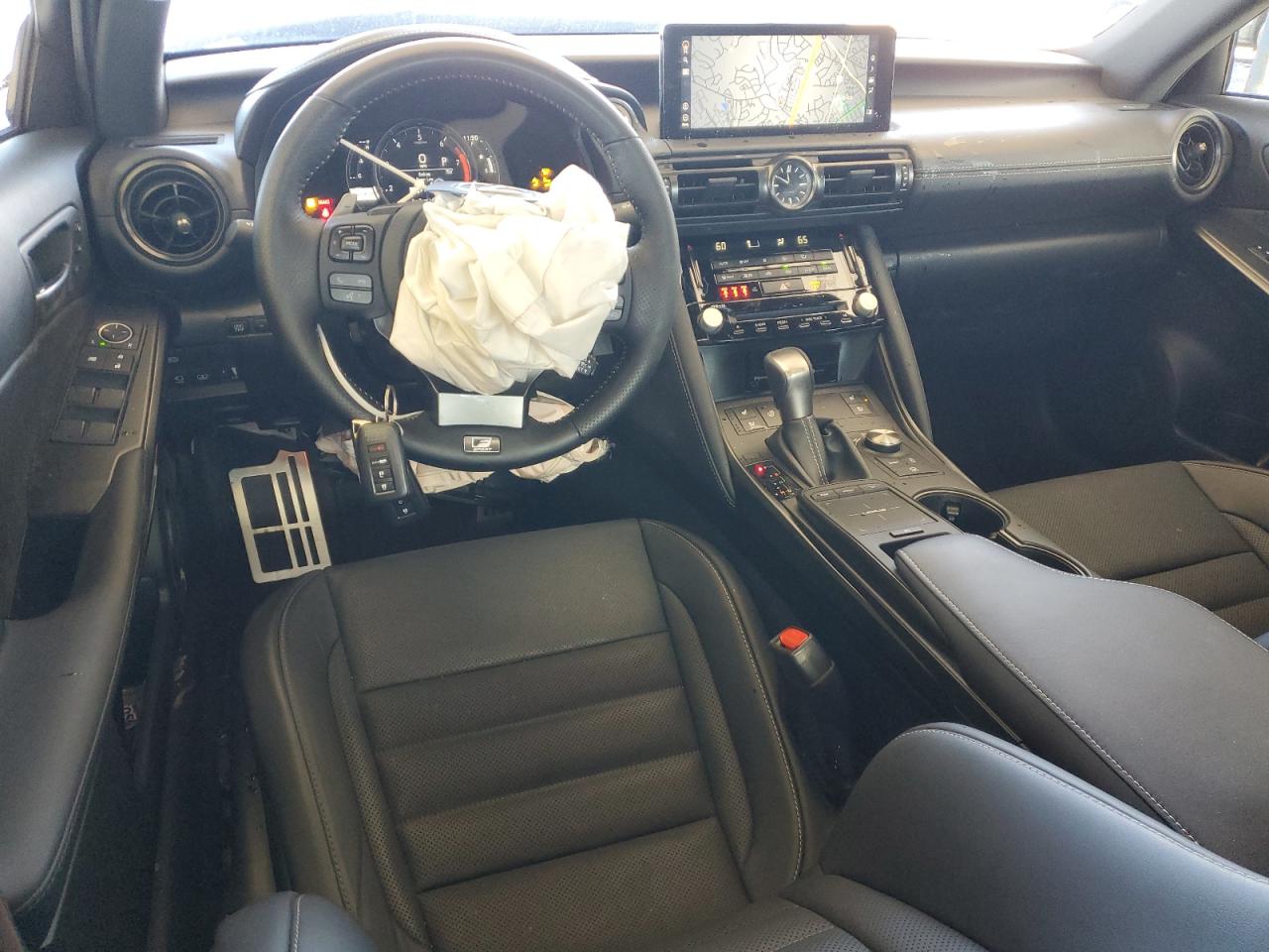 2023 Lexus IS - Image 8