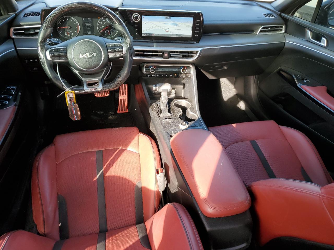 2022 Kia K5 - Image 8
