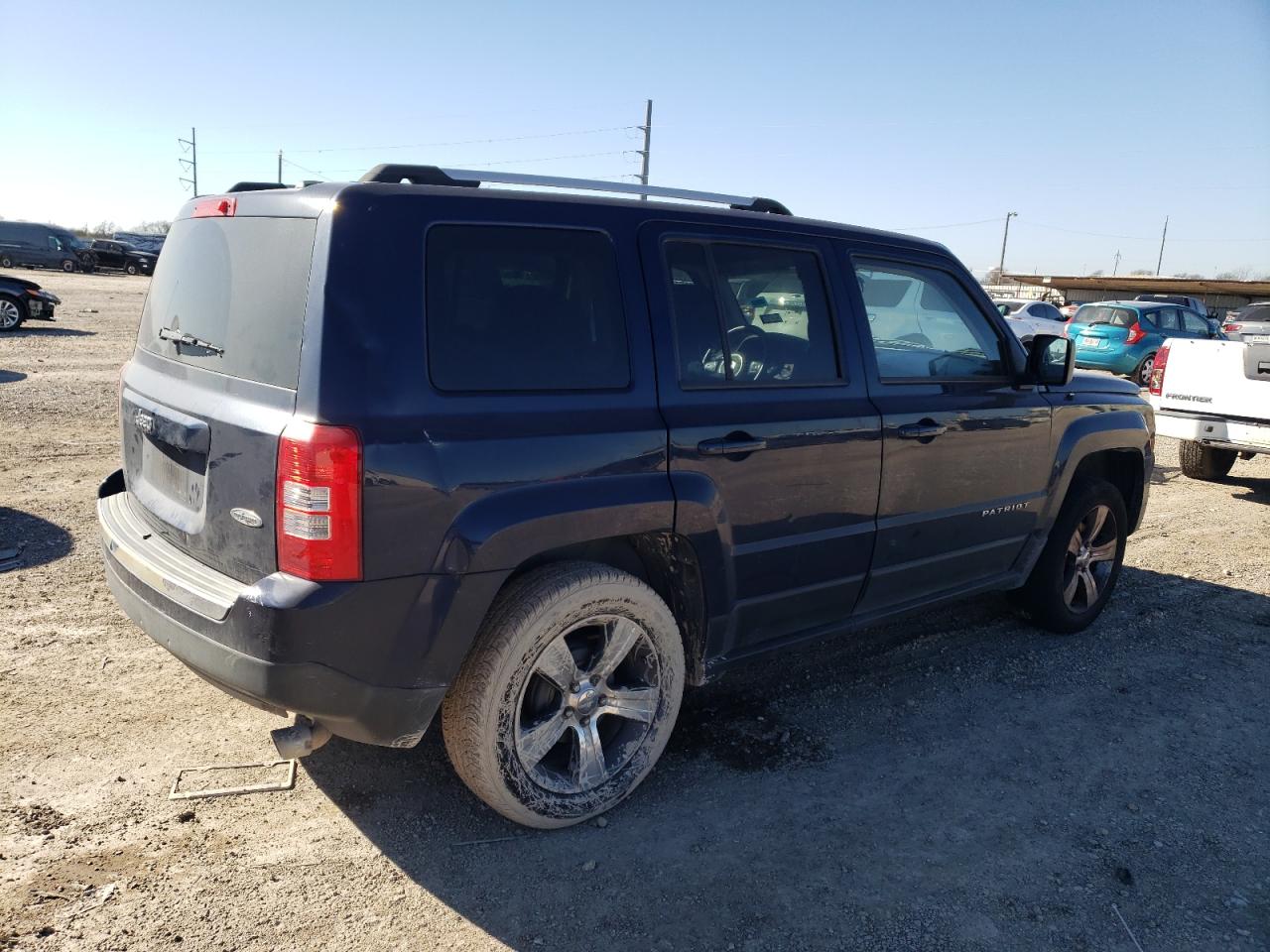 VIN 1C4NJPFAXGD532886 2016 JEEP PATRIOT no.3