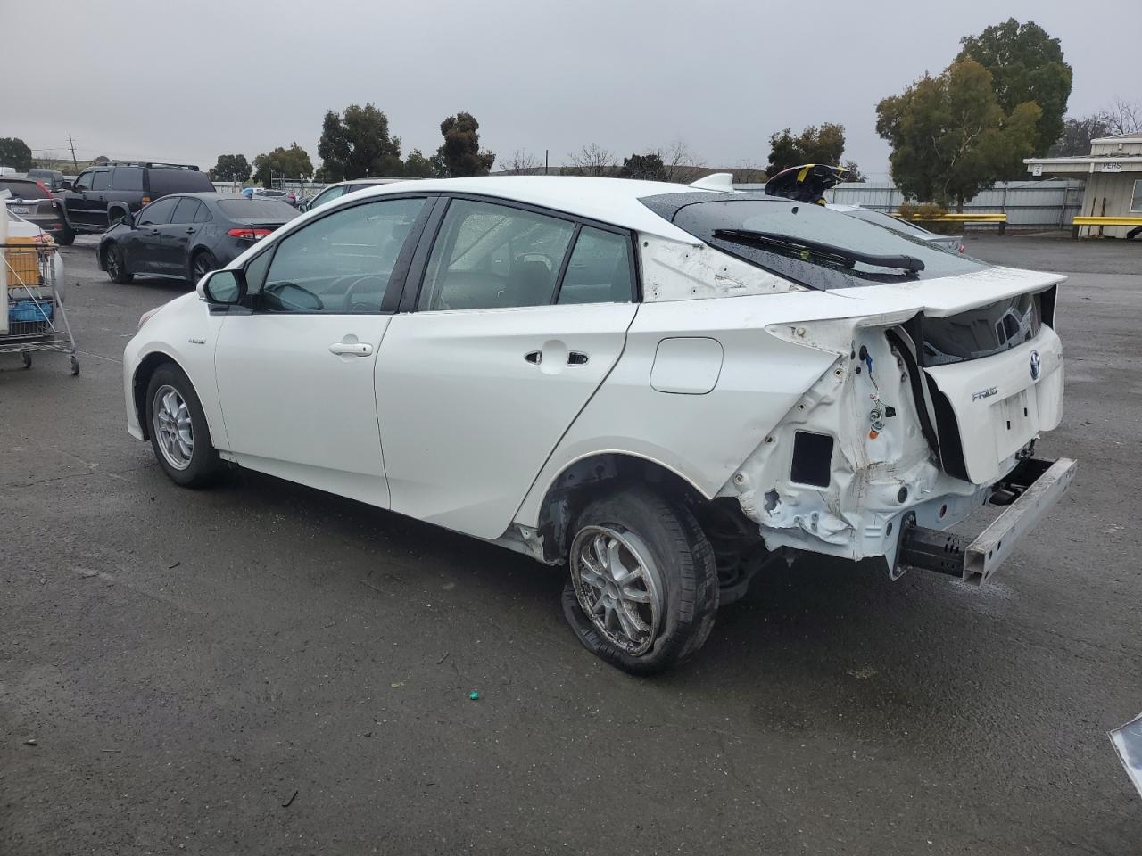 VIN JTDKARFU9G3018154 2016 TOYOTA PRIUS no.2