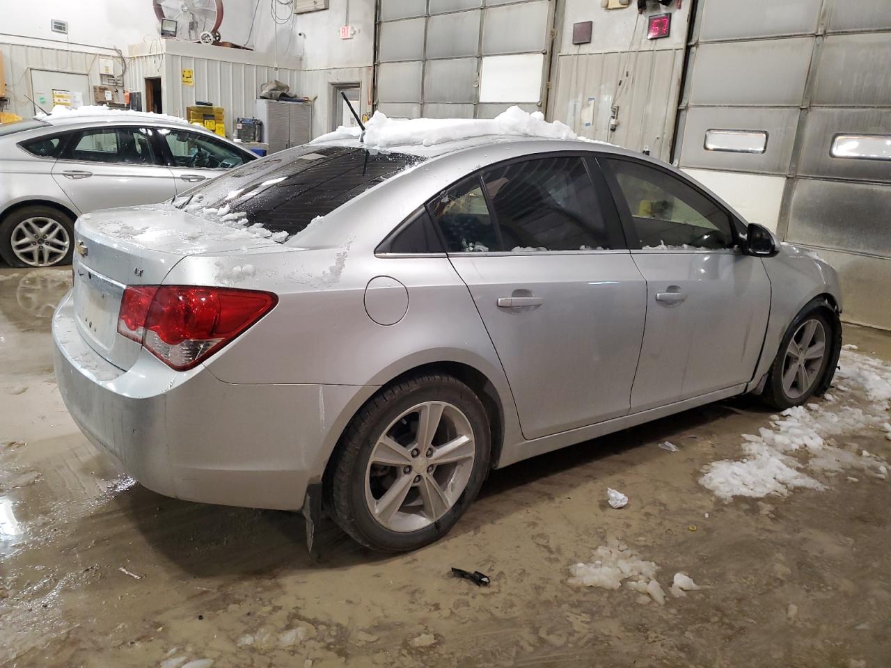 VIN 1G1PE5SB5F7284410 2015 CHEVROLET CRUZE no.3