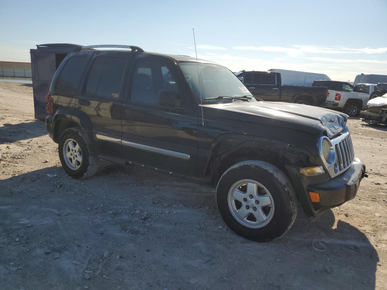 2006 Jeep Liberty (North America) - Image 4