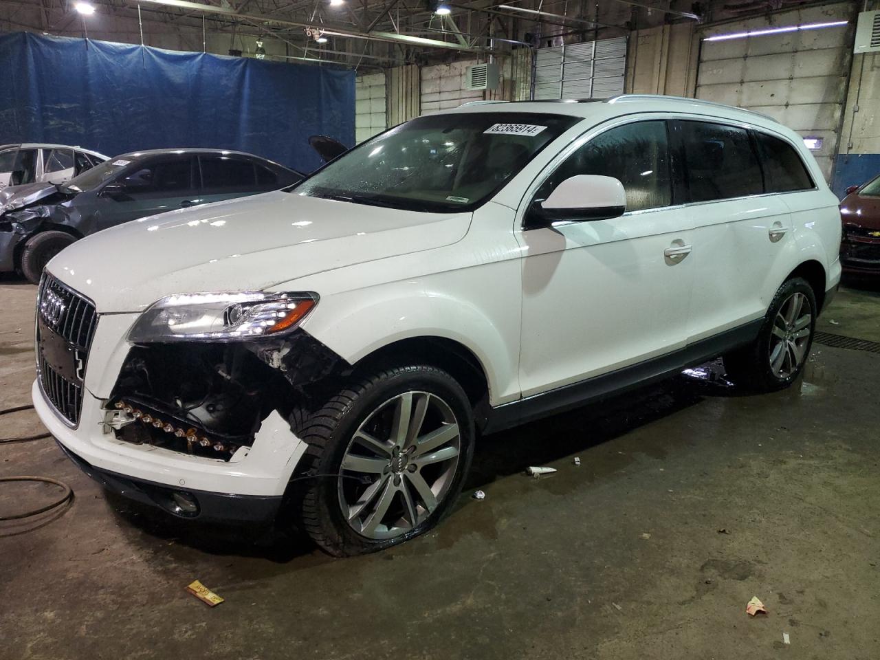 2010 Audi Q7 Premium Plus for Sale in Woodhaven, MI - Front End