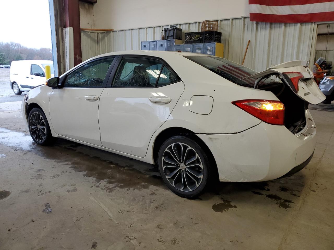 2015 Toyota Corolla - Image 2