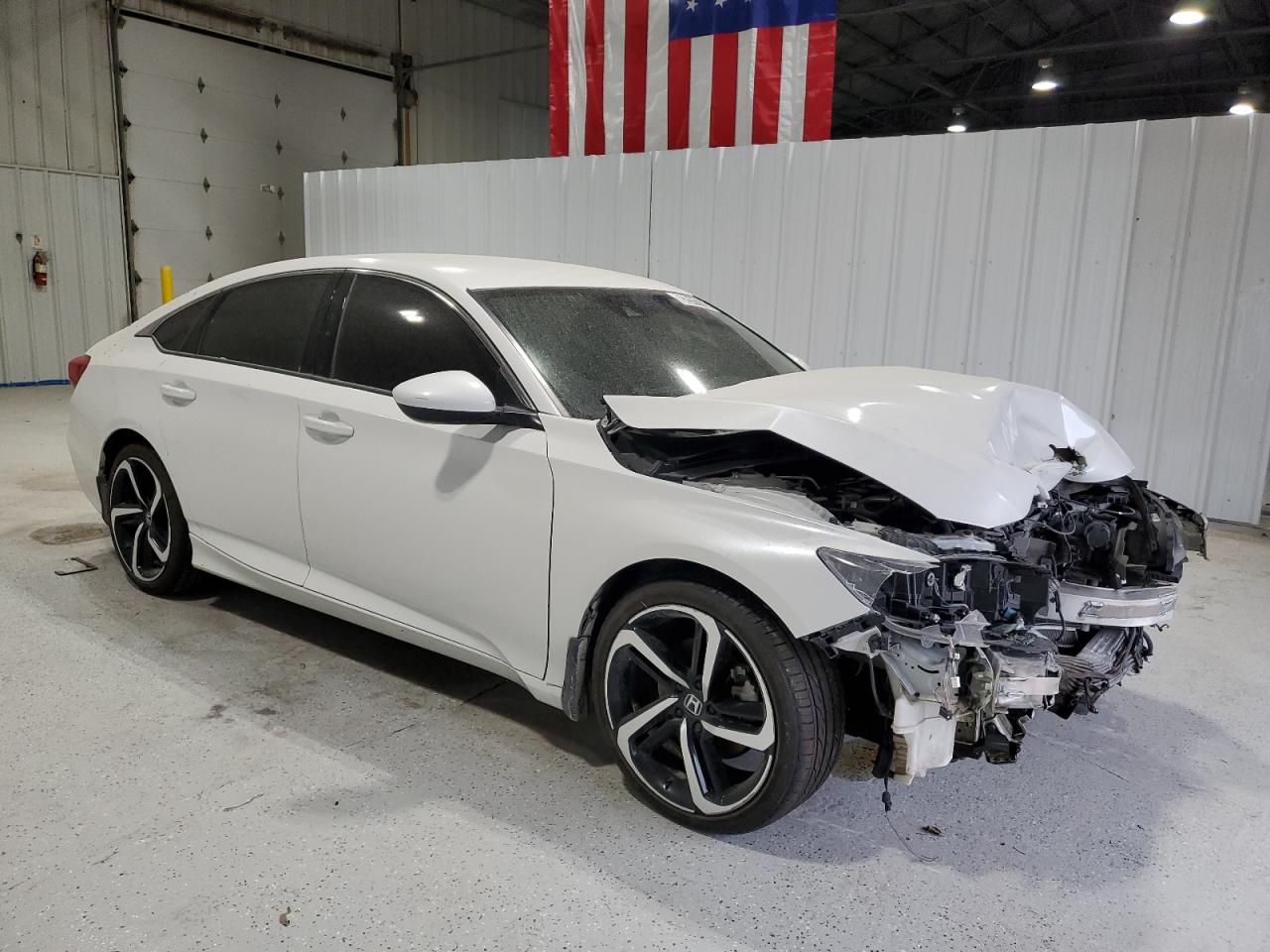 VIN 1HGCV1F30KA134138 2019 HONDA ACCORD no.4