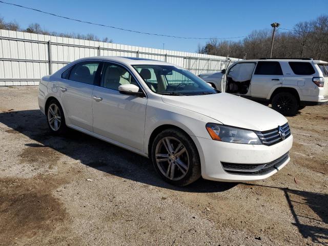  VOLKSWAGEN PASSAT 2014 Білий